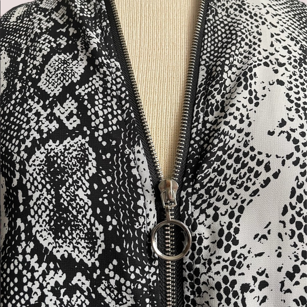 Philosophy republic  black/white snake skin sheer jacket/size Small Lightweight